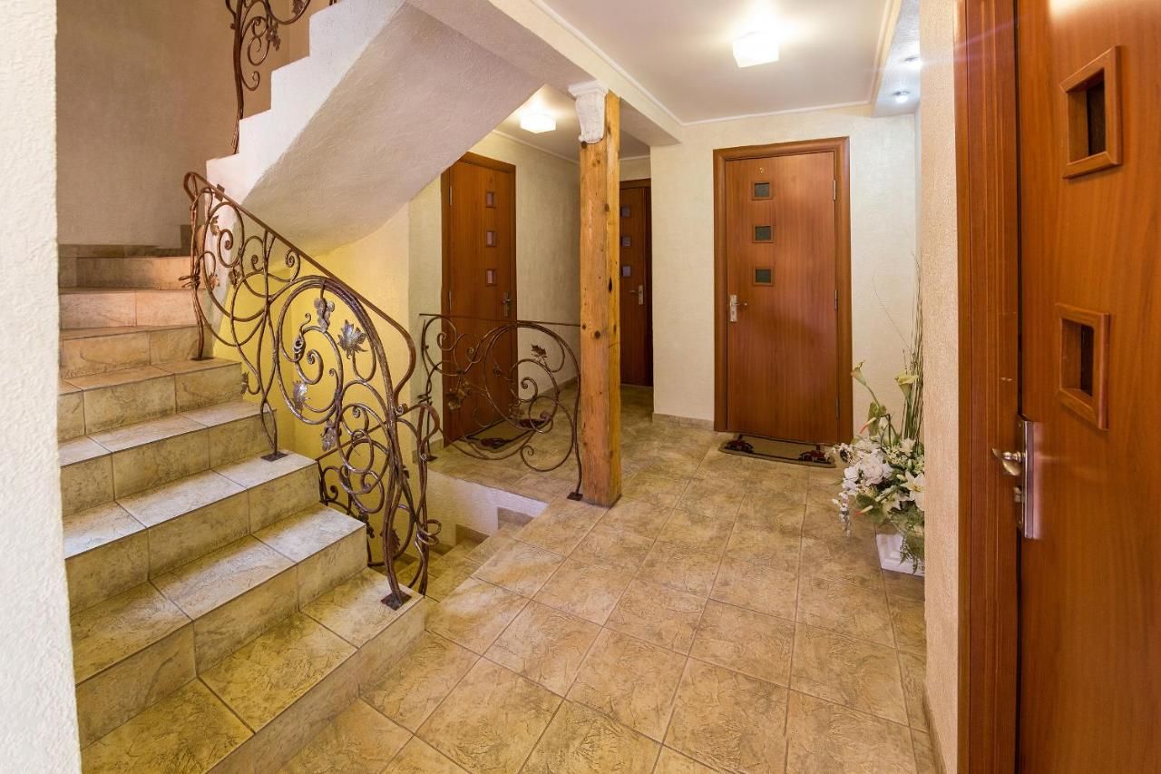 Курортные отели Karpatska Villa Микуличин